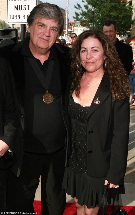 phil everly wife